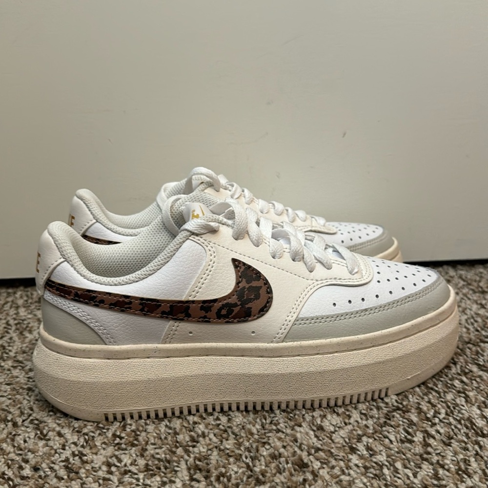 Nike Court Vision Alta